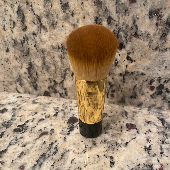 ✨SOLD✨ New Authentic Chanel Makeup Angle Brush for Sublimage Le Teint - Picture 2 of 6